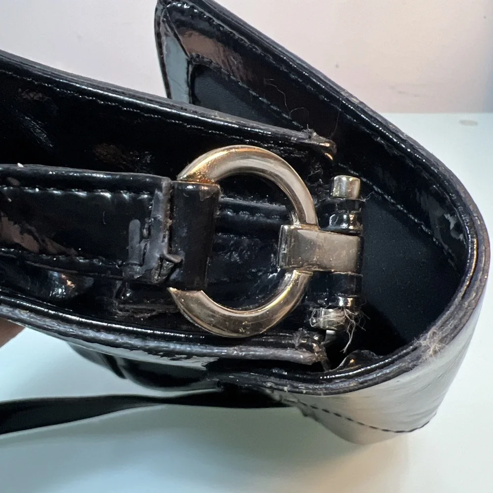 Liz Claiborne Black Patent Leather Flap Shoulder Bag Classic Evening Purse‎